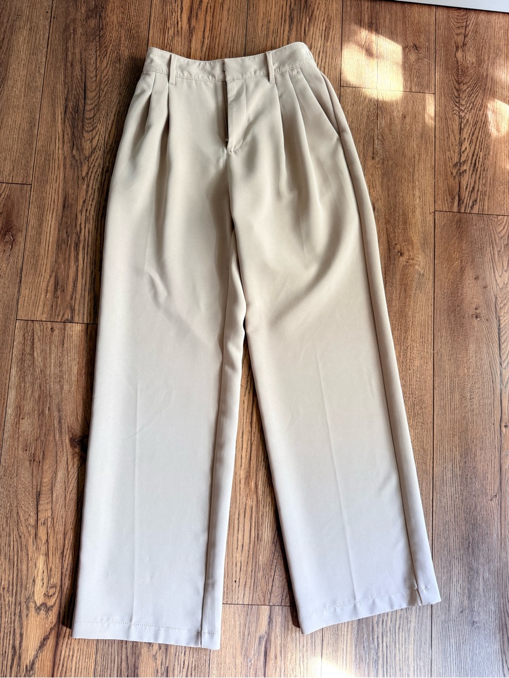 GAP Easy Trouser Wide Leg Pleated Pants – Size 0 – Light Beige